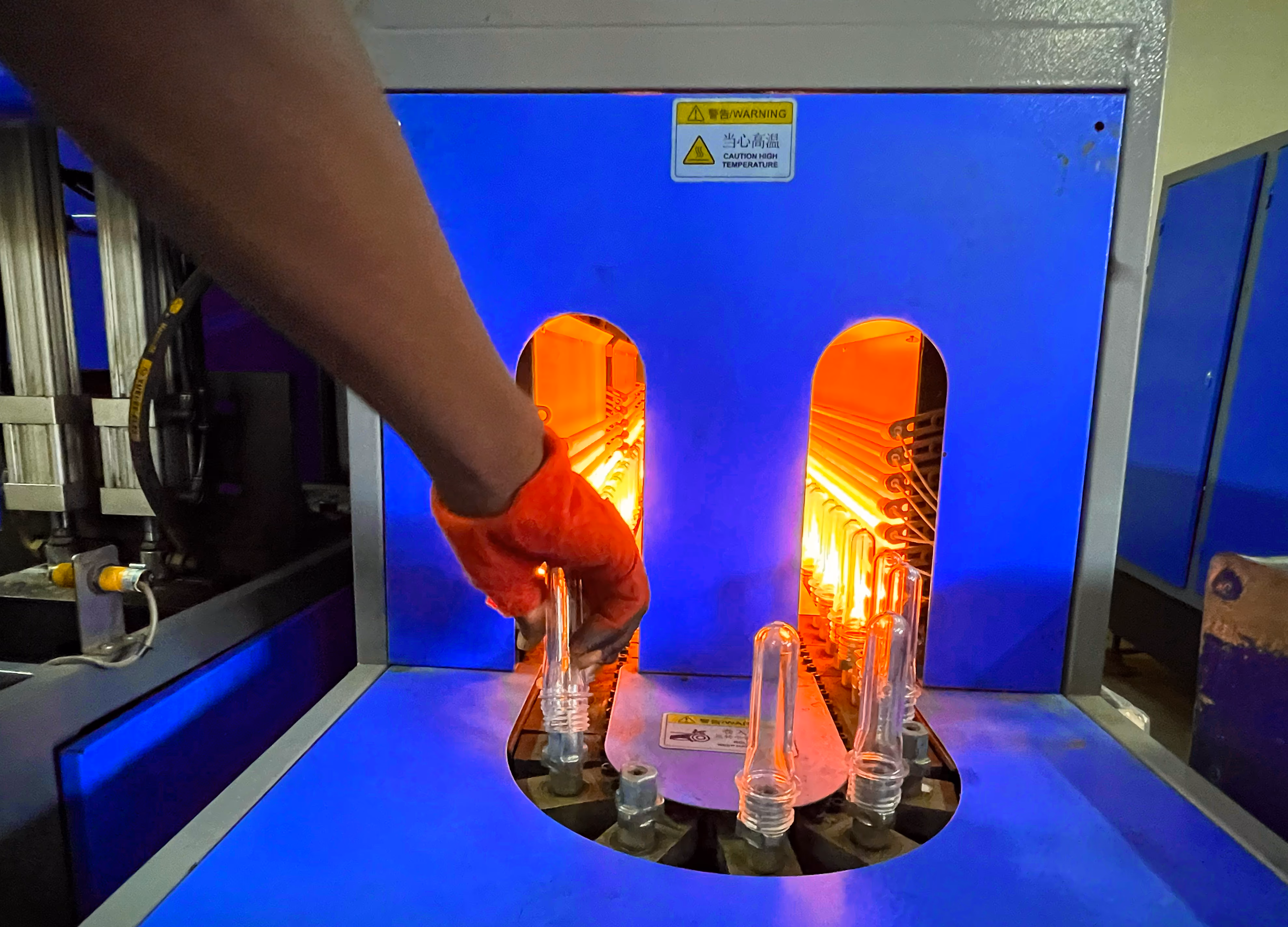 Contrôle qualité des préformes PET en usine SECOS